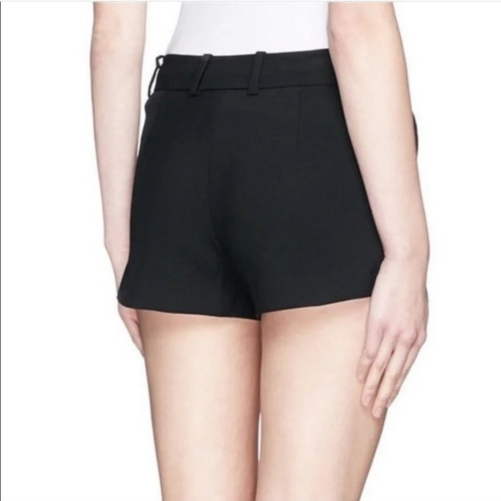 DVF Diane von Furstenberg New NWT Naples Black Shorts DVF 14